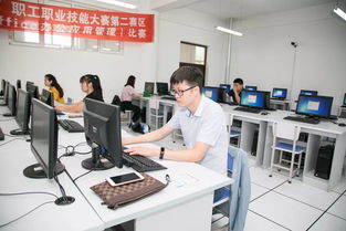 大庆市2019年度十行业百工种职工技能大赛第二赛区计算机应用技能大赛暨技术开发论坛圆满落幕